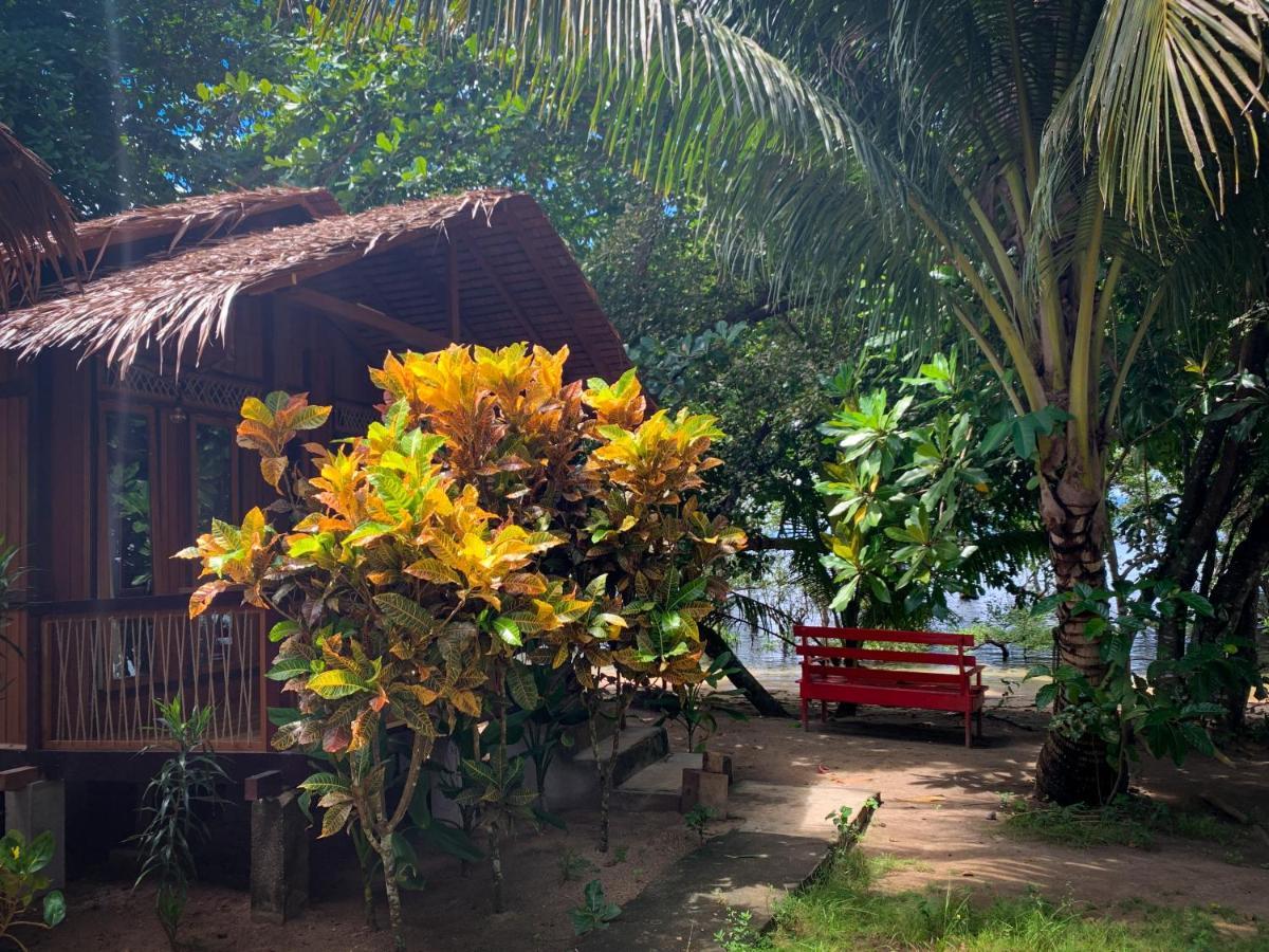 3Will Bunaken Dive Resort Eksteriør bilde