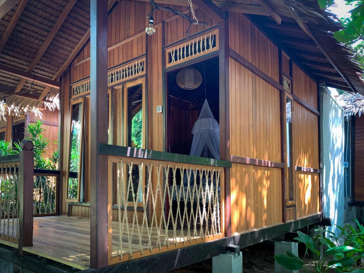3Will Bunaken Dive Resort Eksteriør bilde
