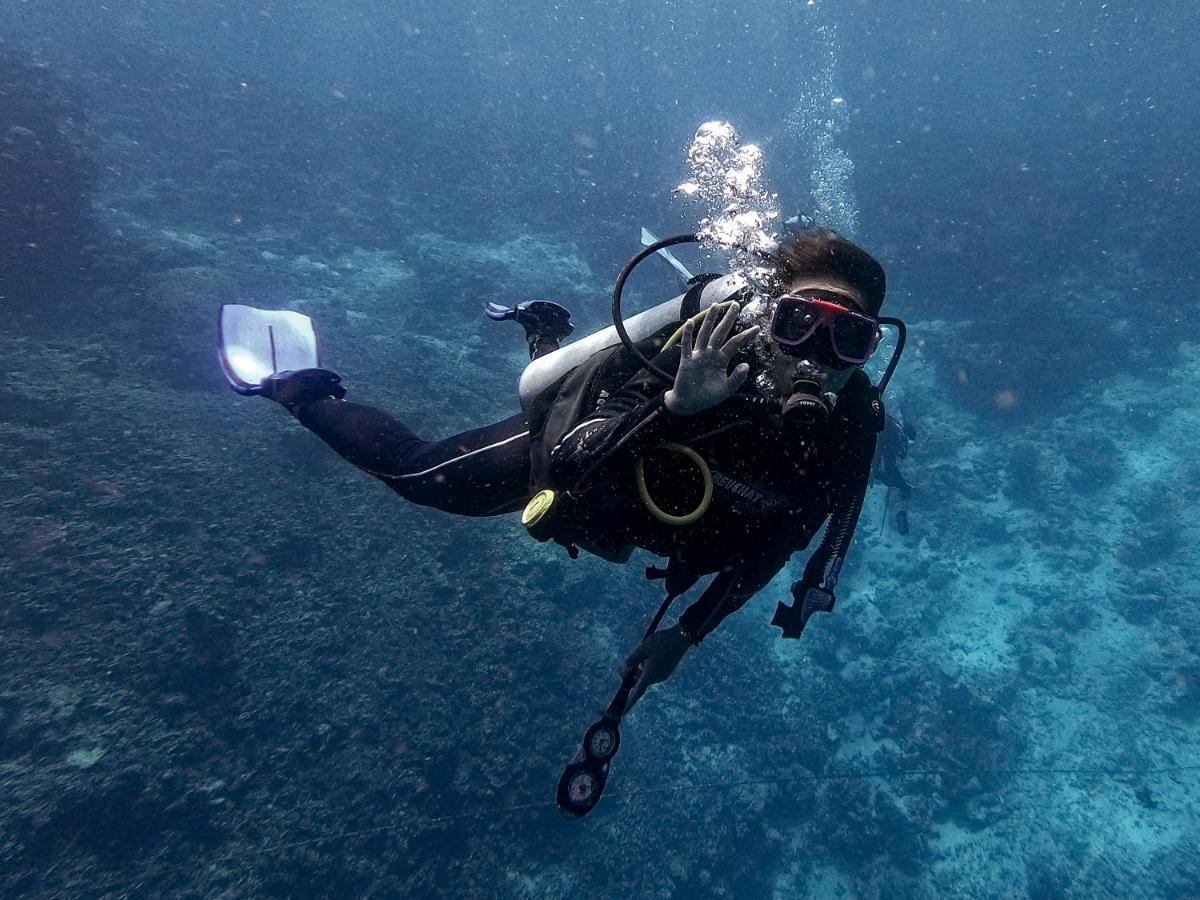 3Will Bunaken Dive Resort Eksteriør bilde